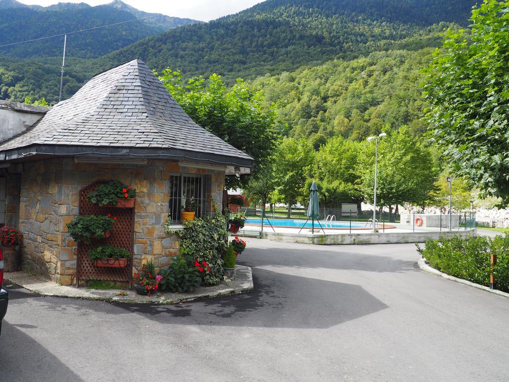 Camping Prado Verde Vilamós Eksteriør billede